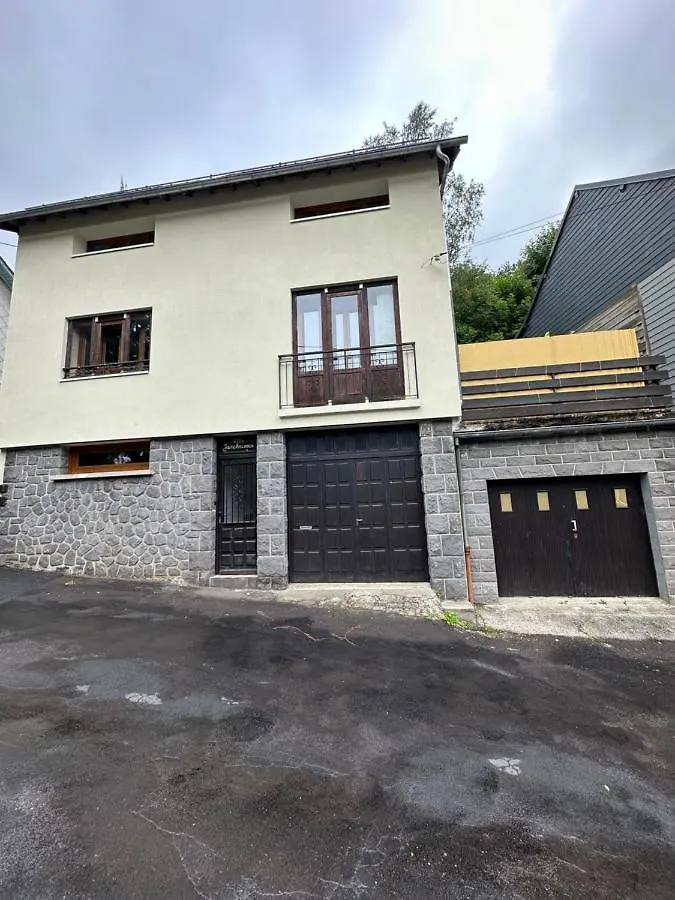 Villa Janchrisma Montdore 11Pers France